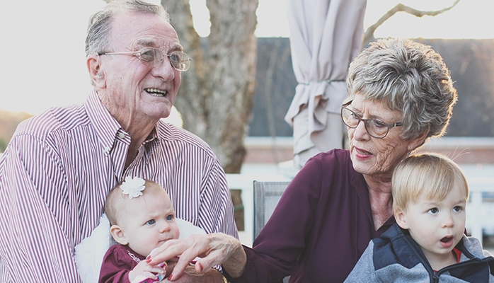 Grands-parents : droit de visite et droit au respect de la vie familiale